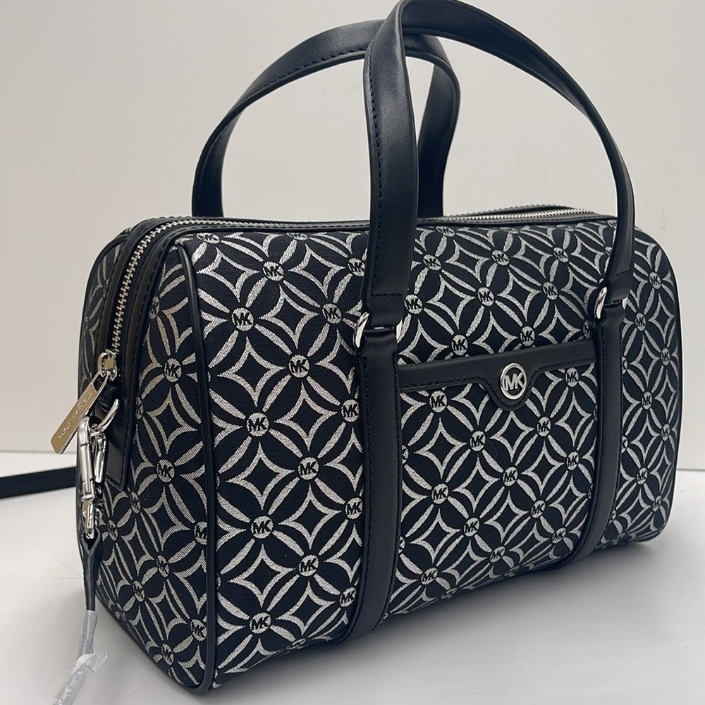 MICHAEL KORS JST TRAVEL MEDIUM DUFFLE SATCHEL SHOULDER CROSSBODY BAG MK BLACK